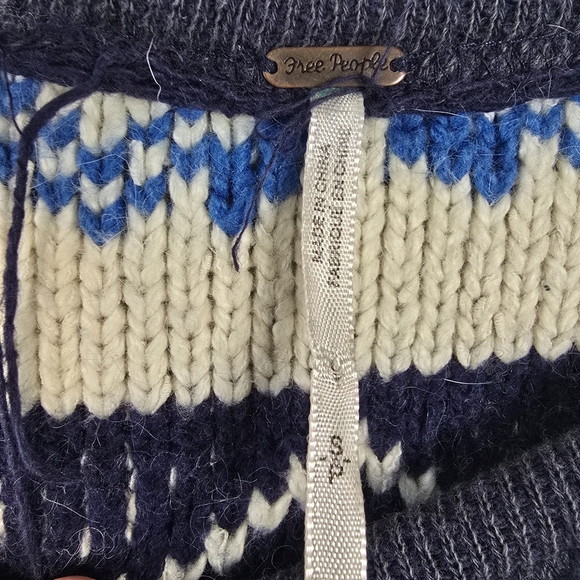 Free People Blue Aztec Tribal Soft Boho Snow Angel Angora Rabbit Hair Sweater S - Picture 10 of 16